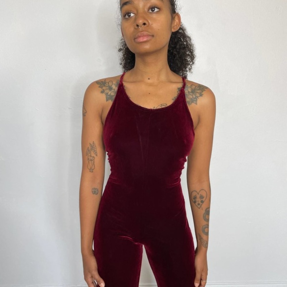 70s Mitra Modelle Burgundy Velour Bellbottom Jumpsuit - Picture 6 of 9